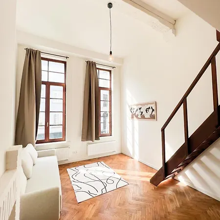 Mayfair Daire
